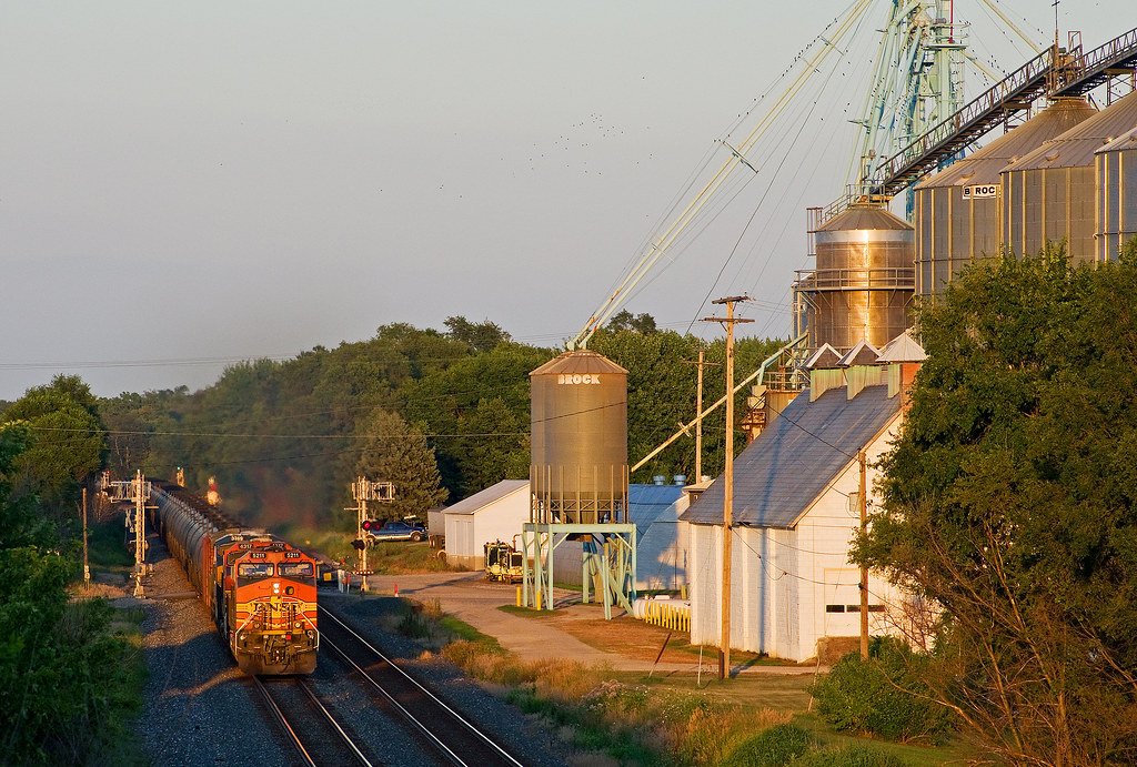 BNSF 5211, CSX Garrett Subdivision, Kimmell, Indiana Flickr