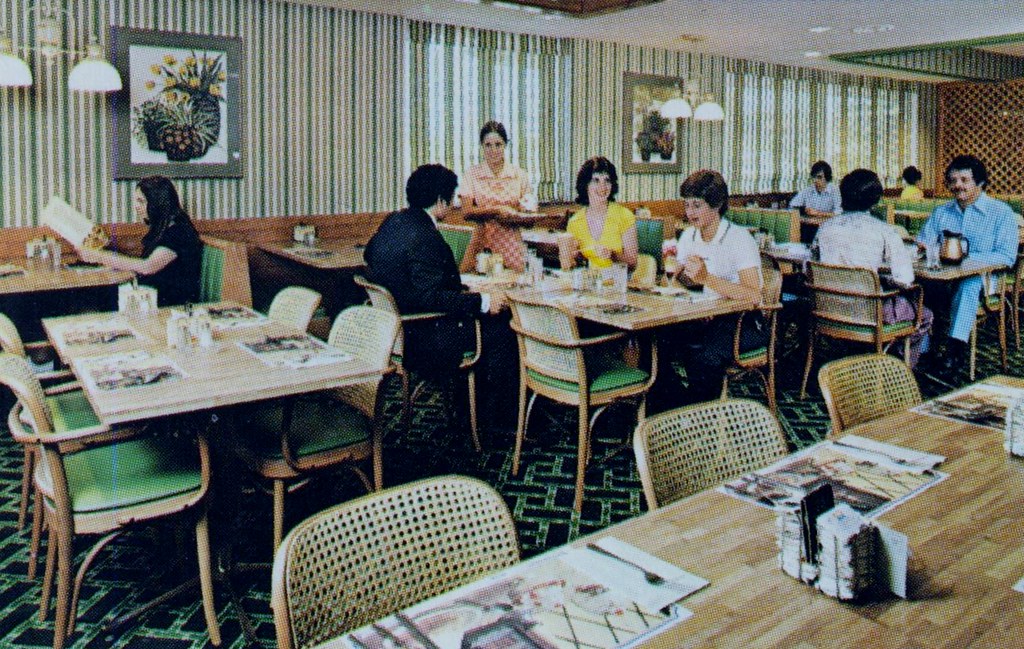 Howard Johnson's Motor Lodge and Restarant Mystic,CT Flickr