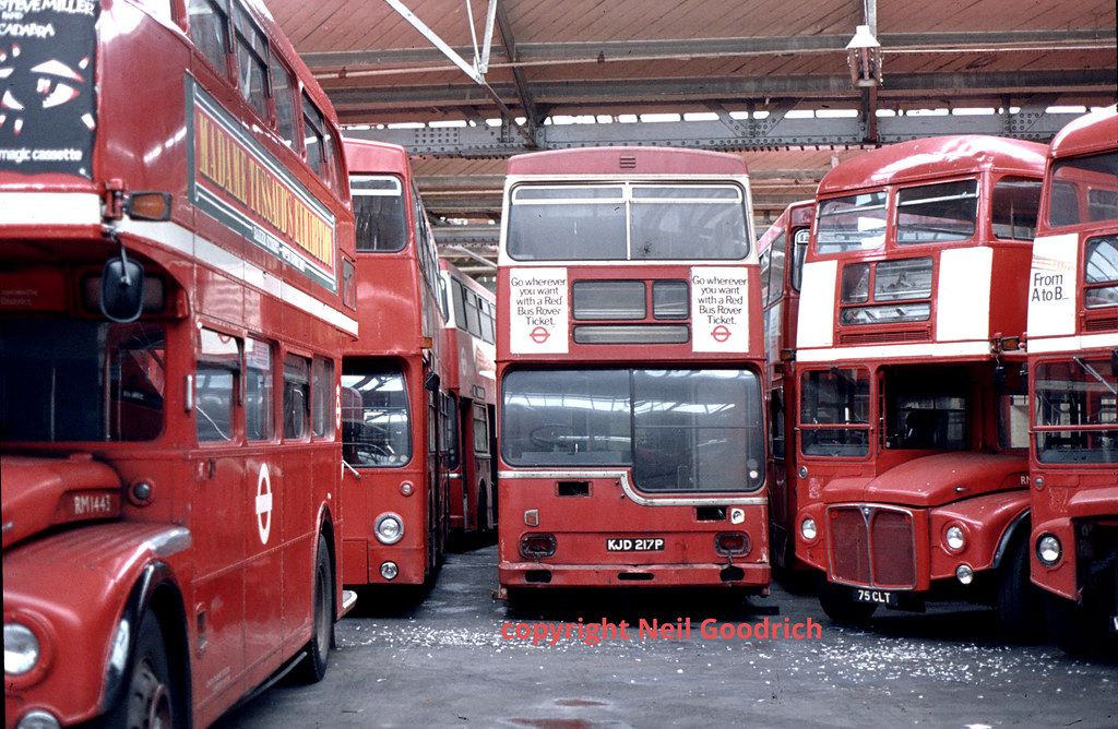 Turnham Green & Stamford Brook Garages By the Summer of 19… Flickr