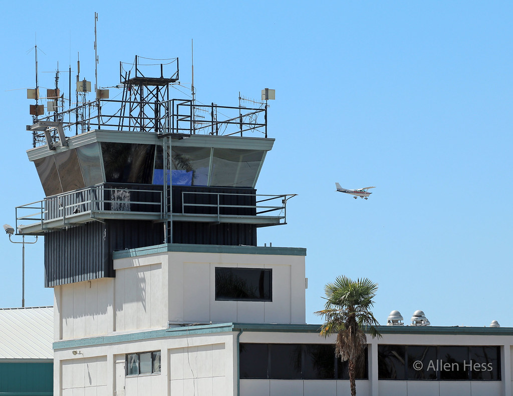 CALBakersfield Airport, Old Tower.....29190918113 Flickr
