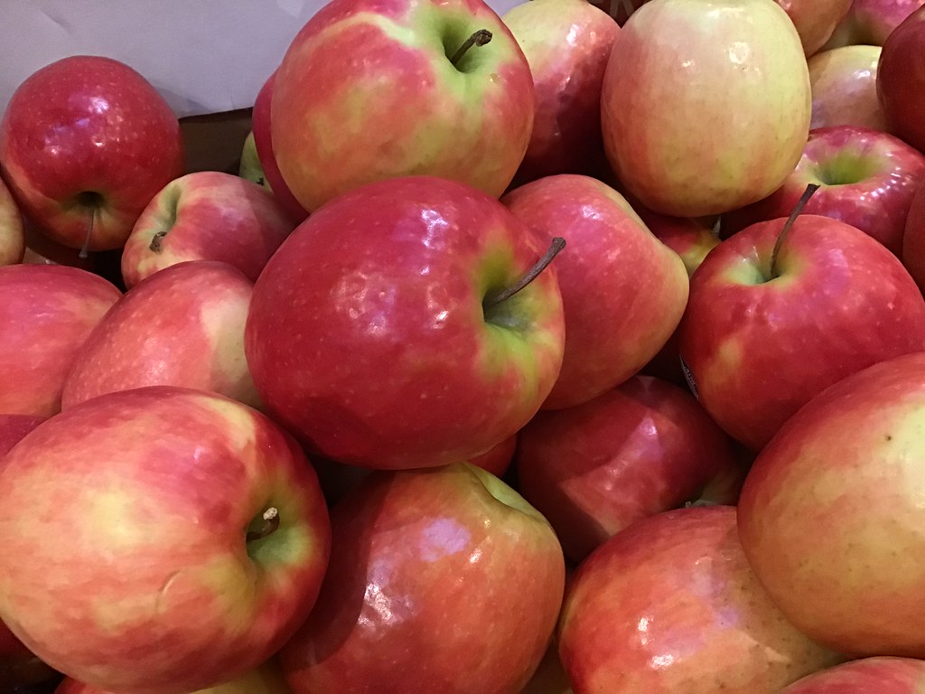 Pink Lady Apples a photo on Flickriver