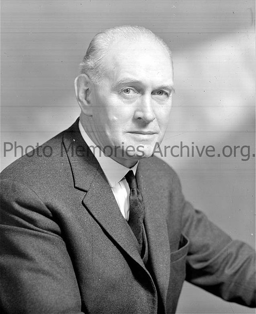 AA507 Portrait Mr Brown F. Photo Memories Archive Flickr