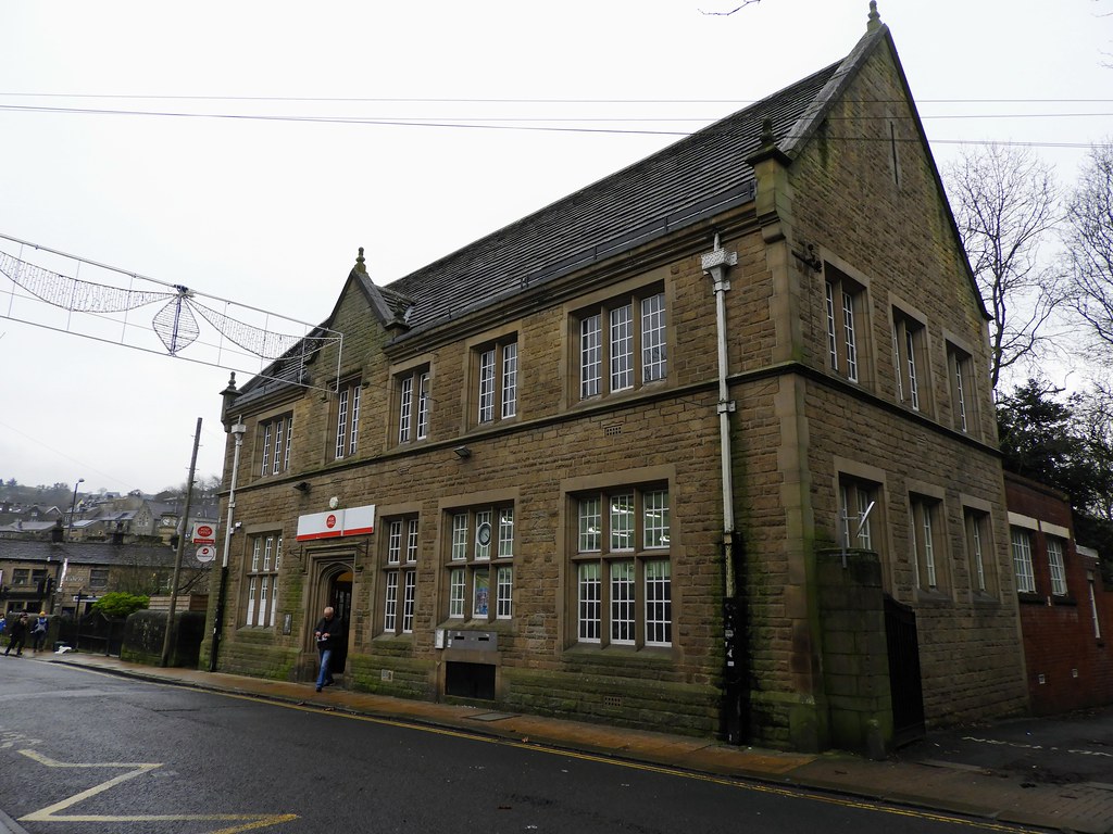 Hebden Bridge Post Office Holme Street, Hebden Bridge. Bui… Flickr