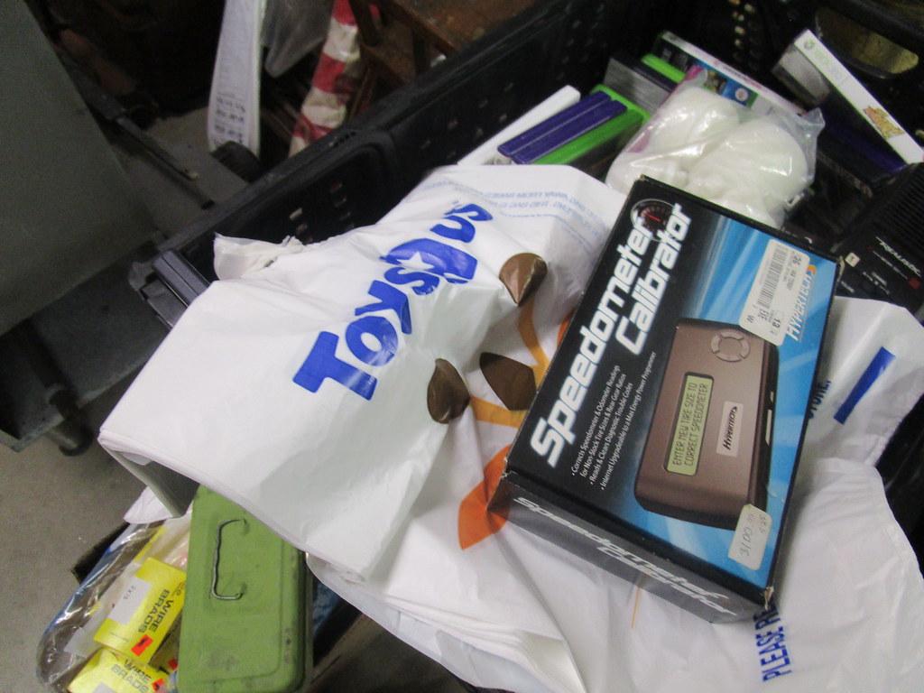 Toys R Us Bags Reused Duncansville, PA. March 2019. … Flickr