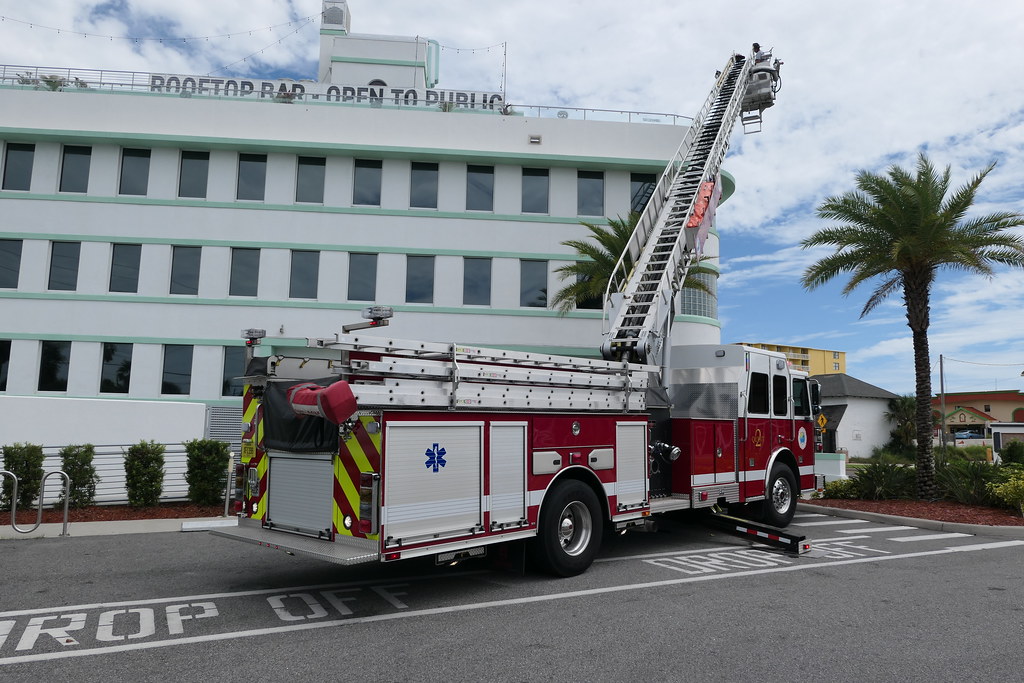 Daytona Beach Fire Department QUINT 2 a photo on Flickriver
