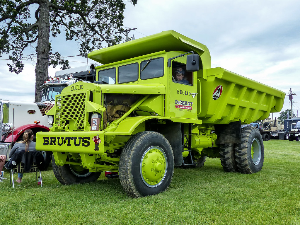 DeChant Excavating's 1950 Euclid 80FD 15 Ton Rock Truck … Flickr