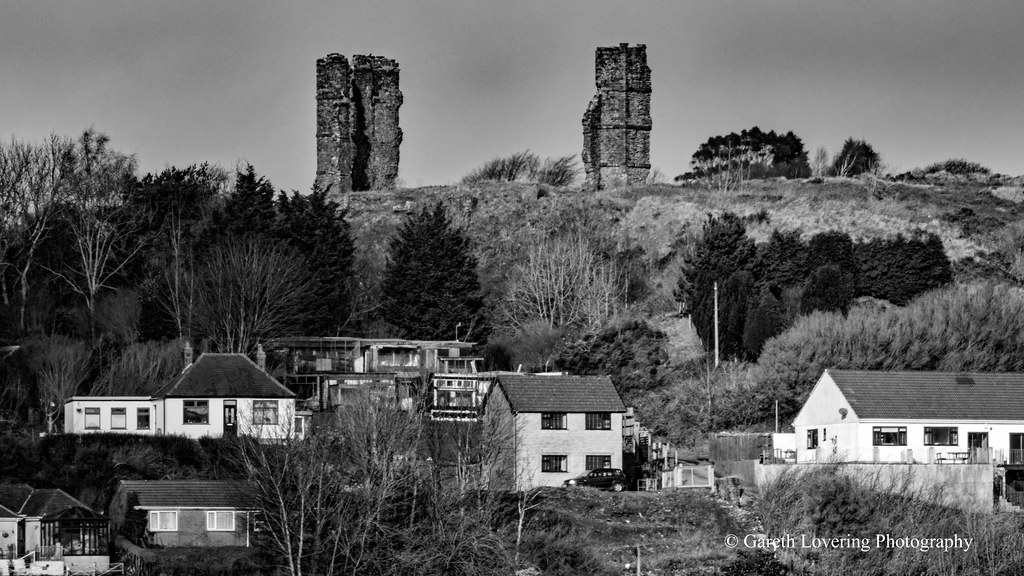 Morris Castle as seen from Pentrechwyth 2020 01 29 2 Flickr