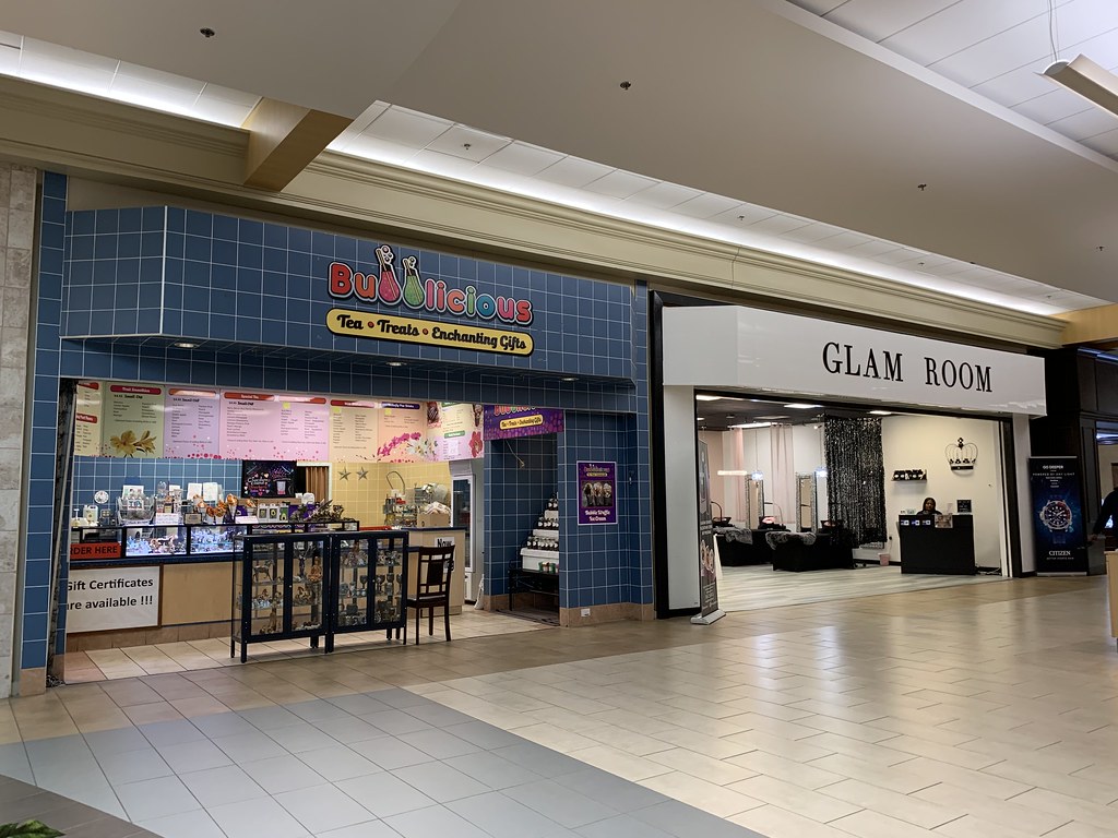 Spotsylvania Towne Centre stores a photo on Flickriver