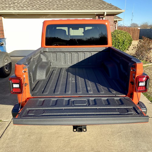 2020 Jeep Gladiator Factory bed liner David Cappello Flickr