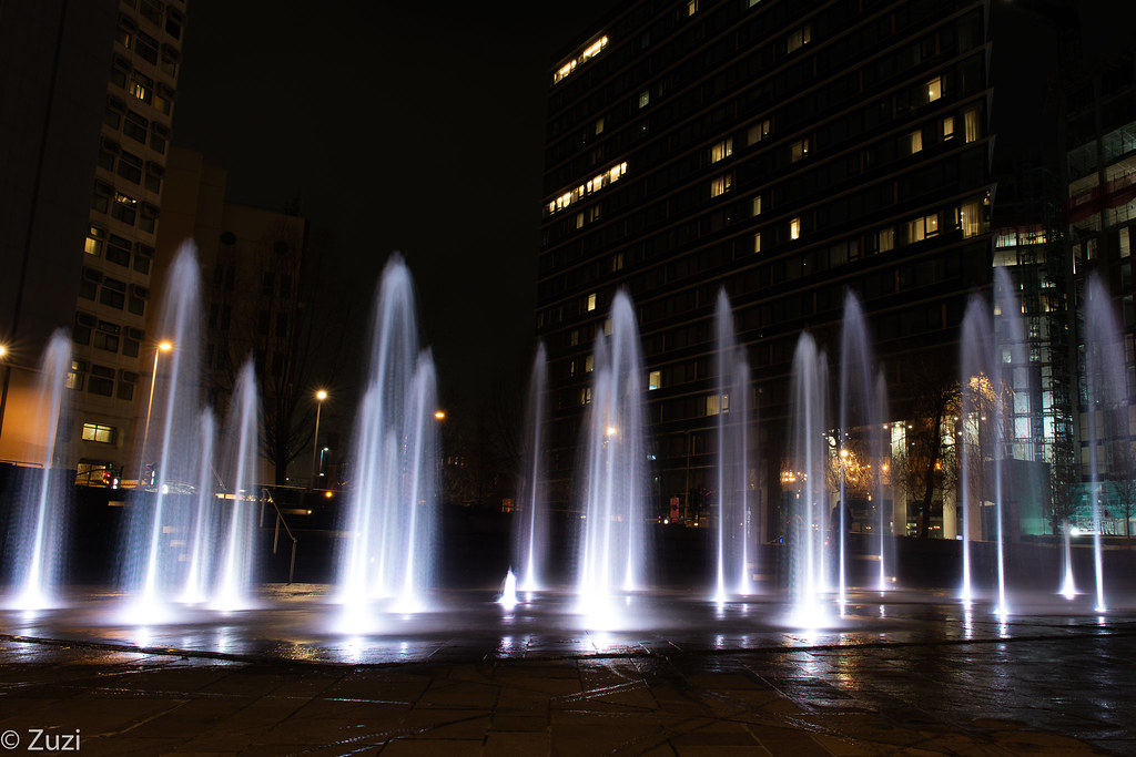 Manchester Water Fountain Zuzana Reed Flickr