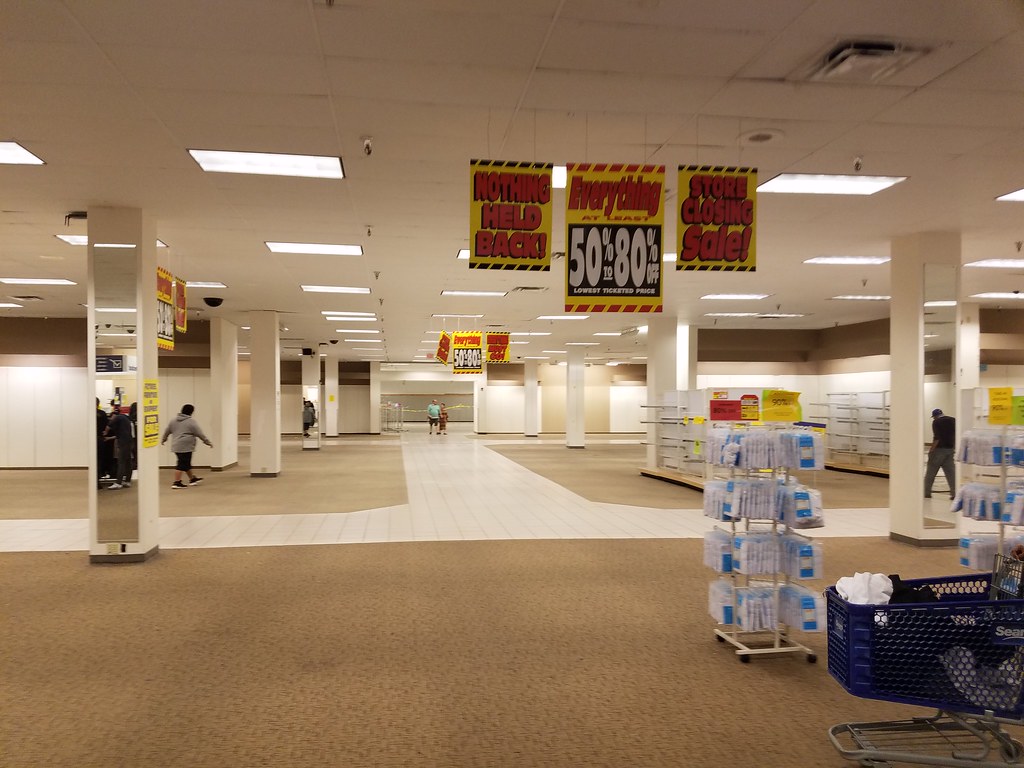 Sears Edison Mall Last Day (Fort Myers, FL) Mason Mcfelia Flickr