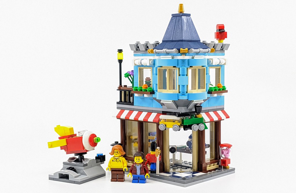 31105 LEGO Creator Townhouse Toy Store Set Review Flickr