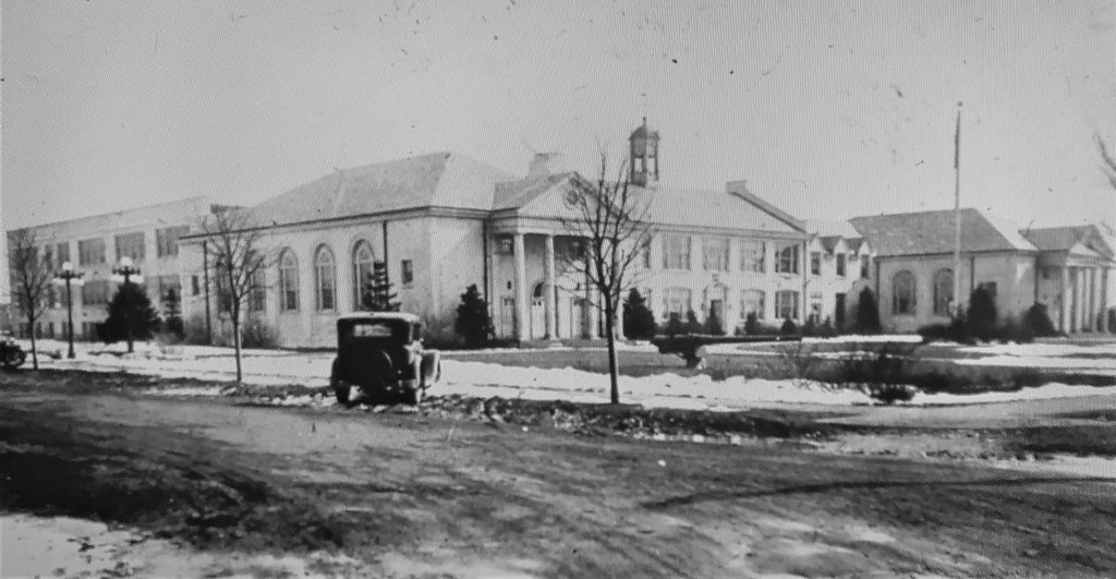 Old Hicksville NY .Hicksville High school in the late 1920… Flickr
