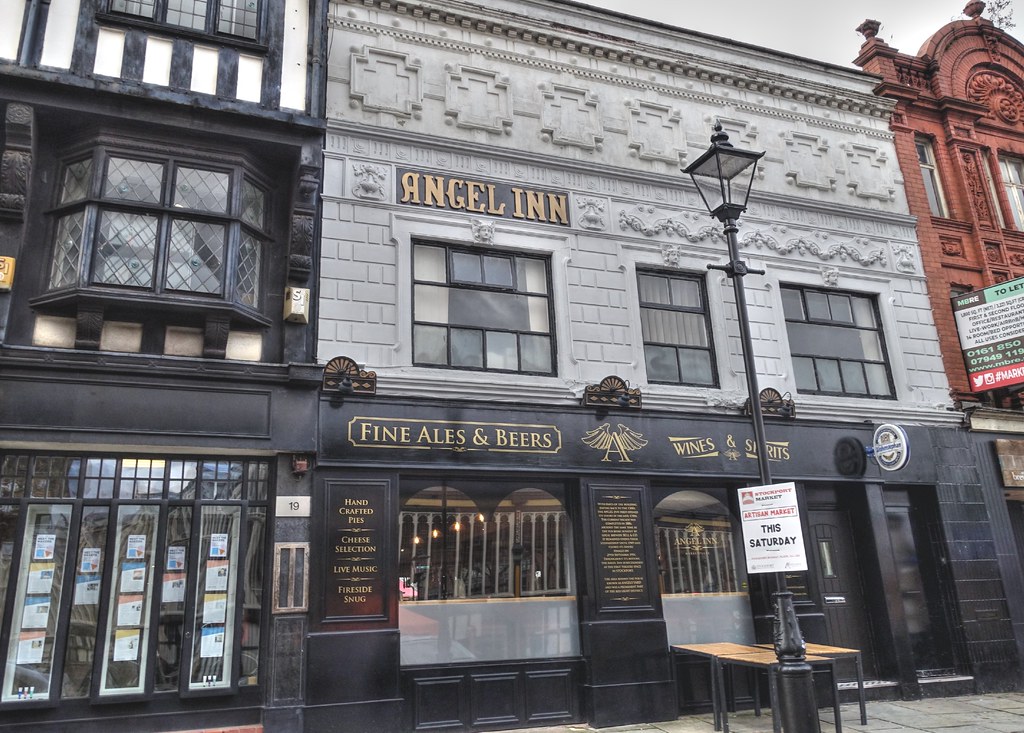 Architecture of Stockport Angel Inn Stockport is a large… Flickr