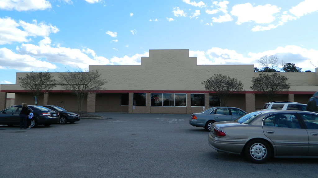 Food Lion (closed) Food Lion 860 (closed) [29,000 square … Flickr