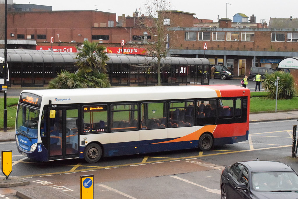 SM 37111 Nuneaton bus station Stagecoach Midlands Alexan… Flickr