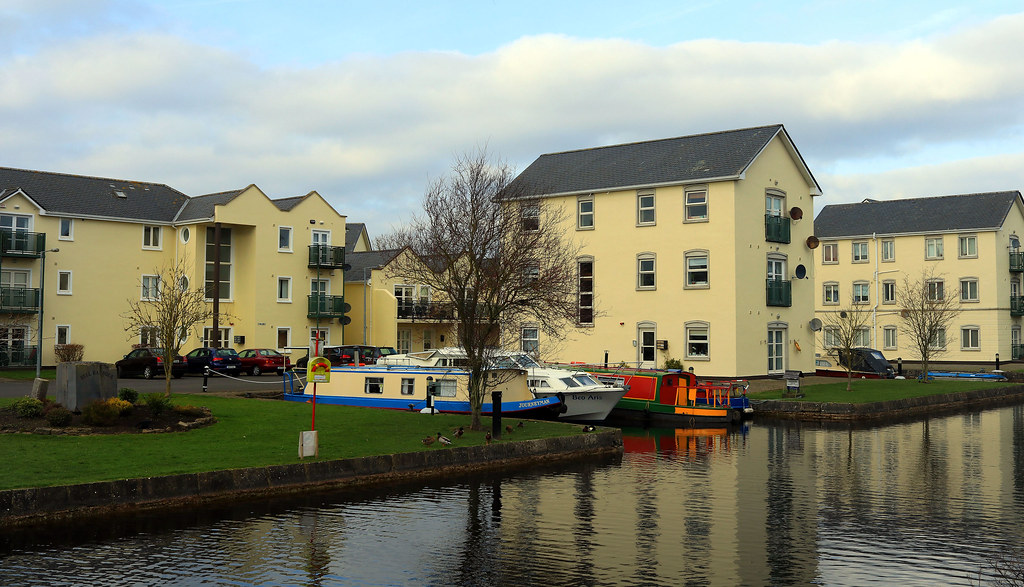 MONASTEREVIN Monasterevin is a town in County Kildare in I… Flickr