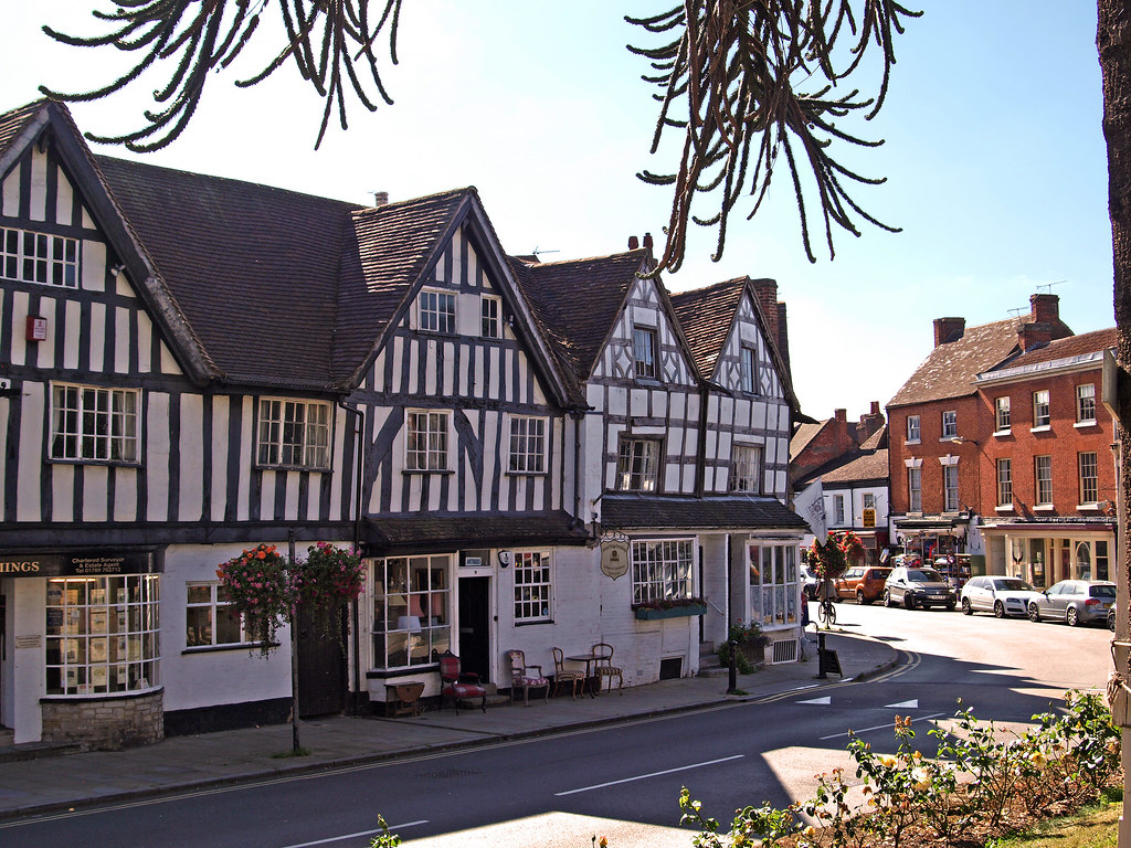 Alcester, Warwickshire, from the churchyard. Alcester has … Flickr