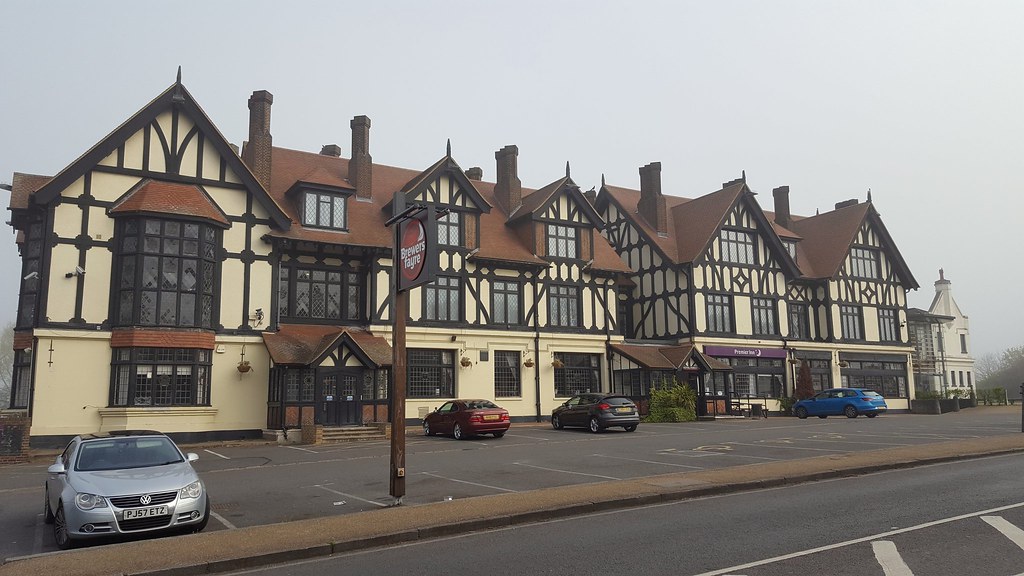 The Royal Forest Hotel Chingford, where Tottenham Hotspur … Flickr