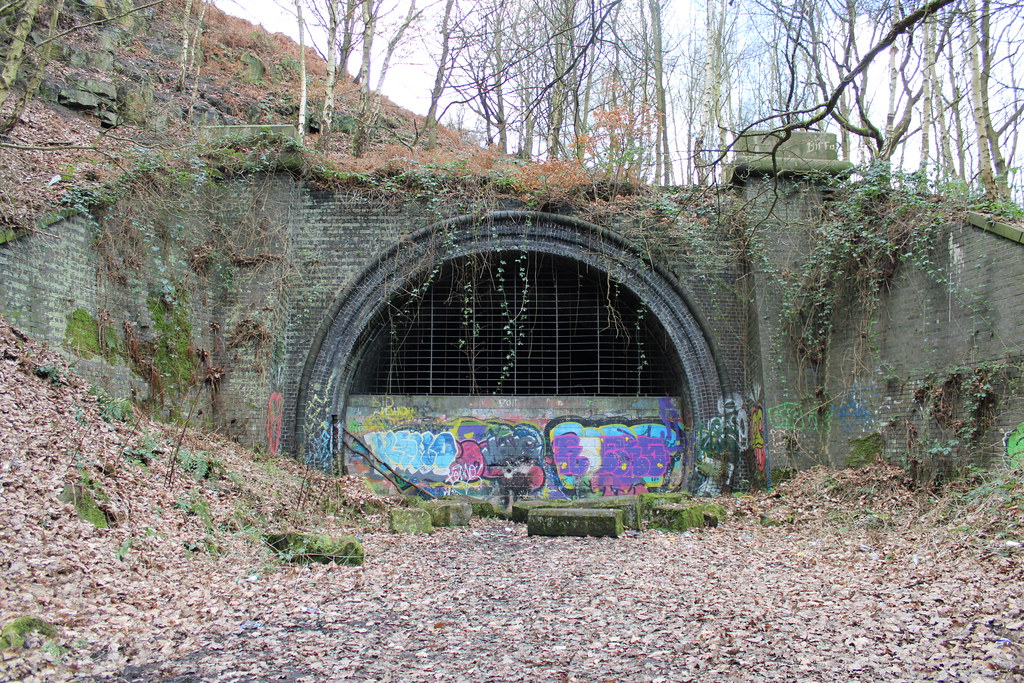 Ardsley Tunnel, Barnsley. (Former Sheffield to Cudworth li… Flickr