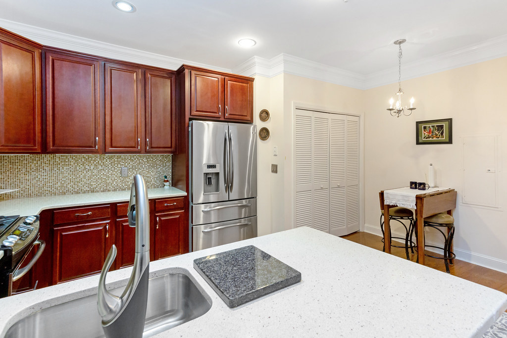 IMG_2969 4305 Harcourt Rd, Clifton Stephen Harris Flickr