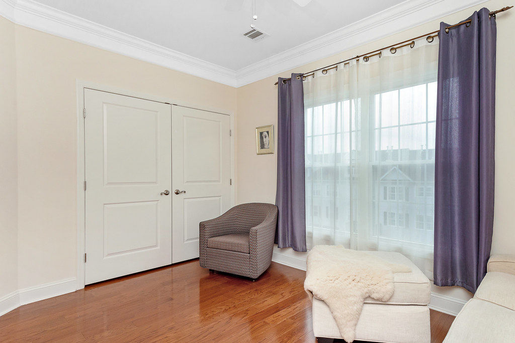 IMG_2941 4305 Harcourt Rd, Clifton Stephen Harris Flickr