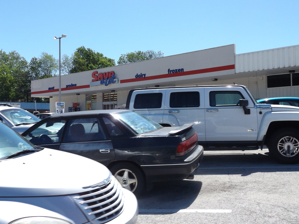 Save A Lot Harriman, TN Save A Lot 1225 S. Roane St Harrim… Flickr