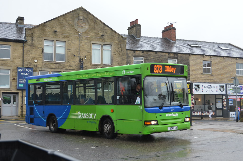 Transdev The Keighley Bus Company 713 YJ04LXW TransB… Flickr