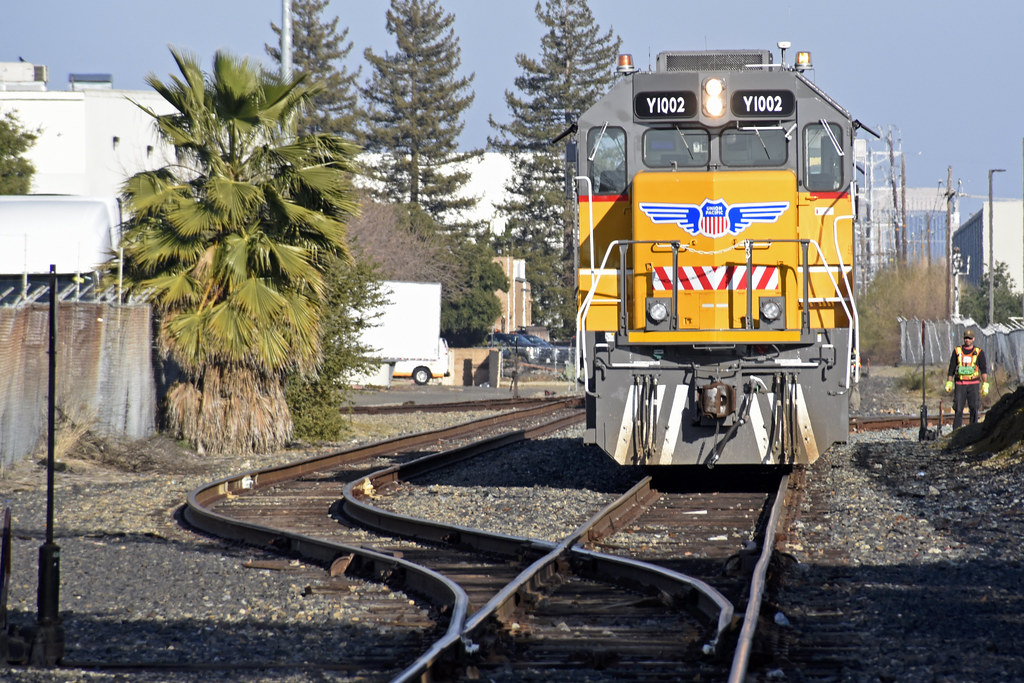 UPs West Sacramento job at the end of track run around. Flickr
