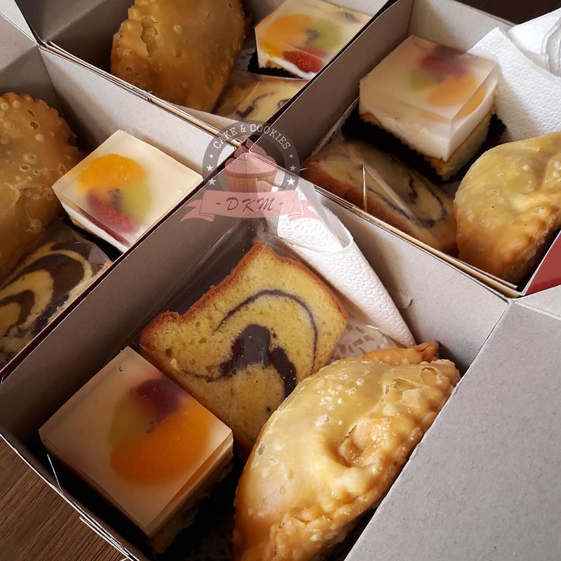 Snackbox DKM Cakes Toko Kue Online Jember