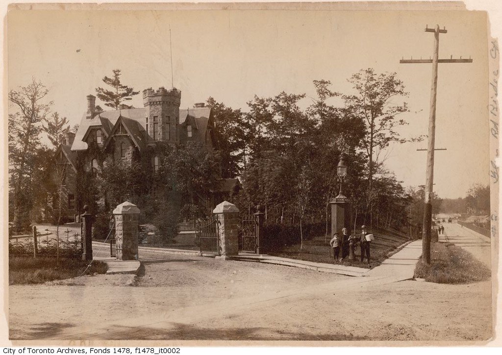 Gooderham estate, northwest corner of South Drive and Gle… Flickr