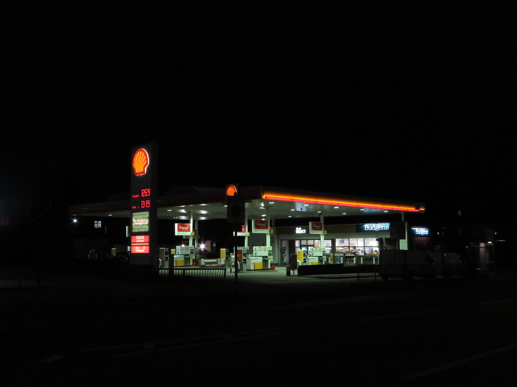 Shell Bullsmoor Lane, Waltham Cross, Hertfordshire Flickr