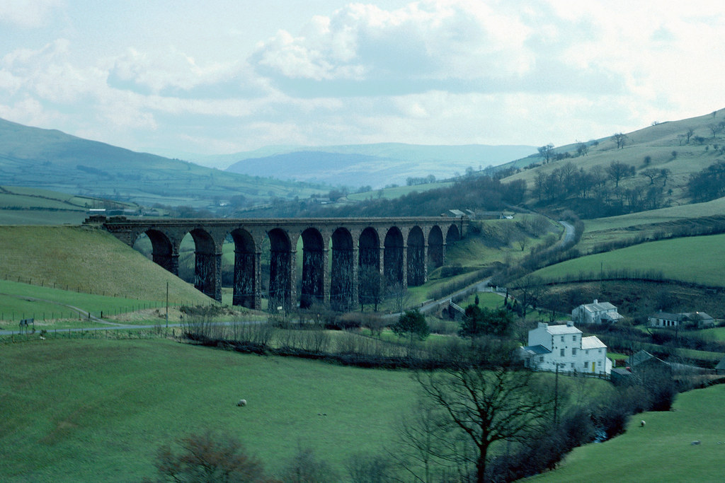 Beckfoot viaduct, Lowgill. 1984 Beckfoot viaduct, Lowgill.… Flickr