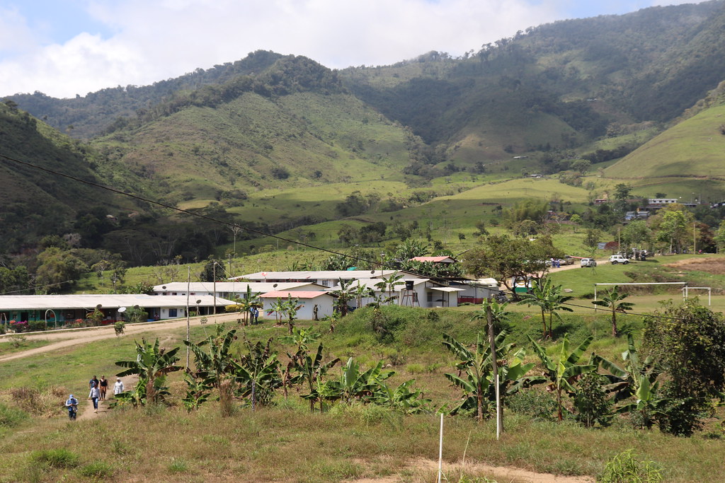 Visita Gobernación de Antioquia a Llano Grande, Dabeiba. F… Flickr