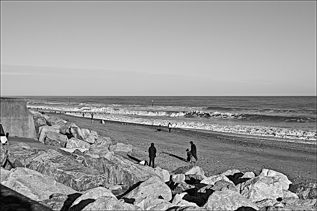 Withernsea Monochrome A few hours on Withernsea Beach East… Flickr