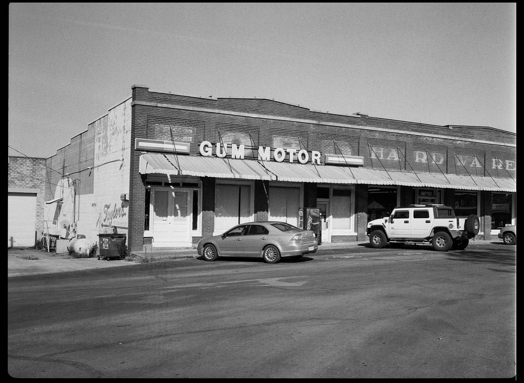 Gum Motor Alton, Missouri USA Bronica RF645 ZenzanonRF 65… Flickr