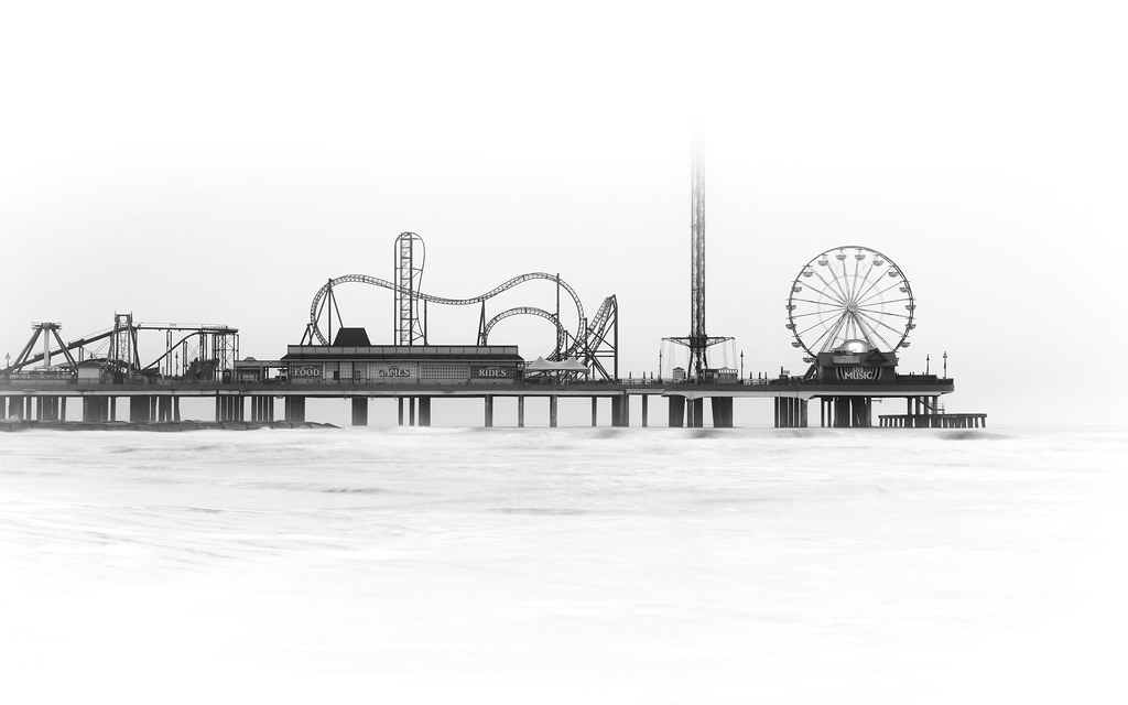 Pleasure Pier Galveston Island Historic Pleasure Pier on a… Flickr