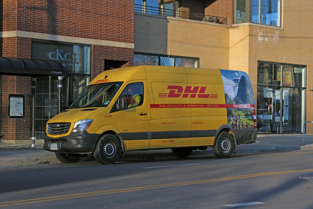 DHL 314288 Peru Chicago mbernero Flickr
