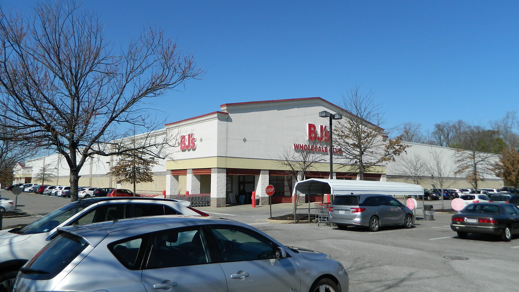 BJ's Wholesale Club BJ's Wholesale Club 139 (108,532 squa… Flickr