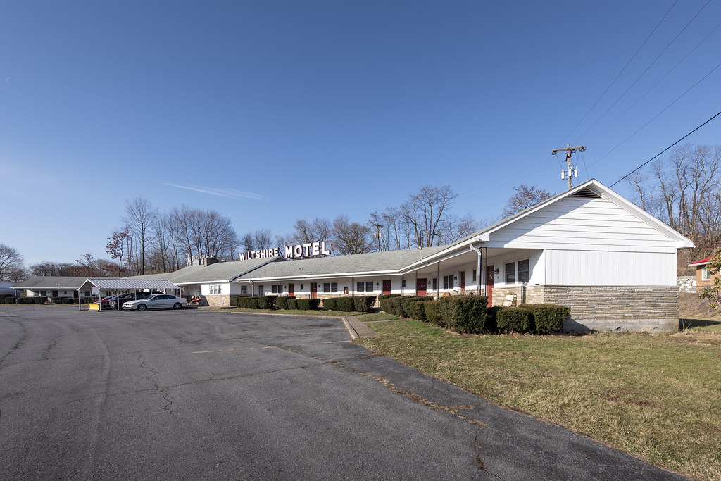 Wiltshire Motel, Breezewood, PA 140 S Breezewood Rd. This … Flickr