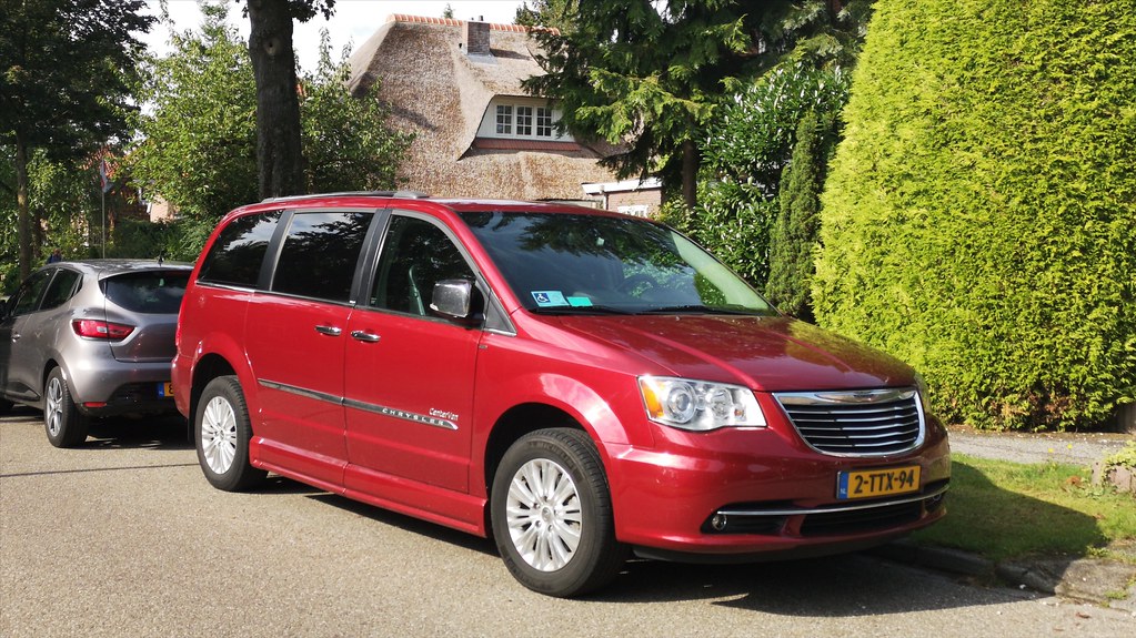 Chrysler Town & Country 2013 Chrysler Town & Country (V6 3??? Flickr
