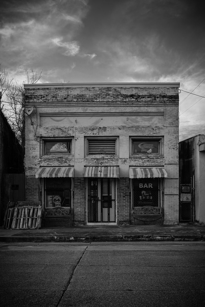 Bar, City, LA Captured with an EOS R adapted to acc… Flickr