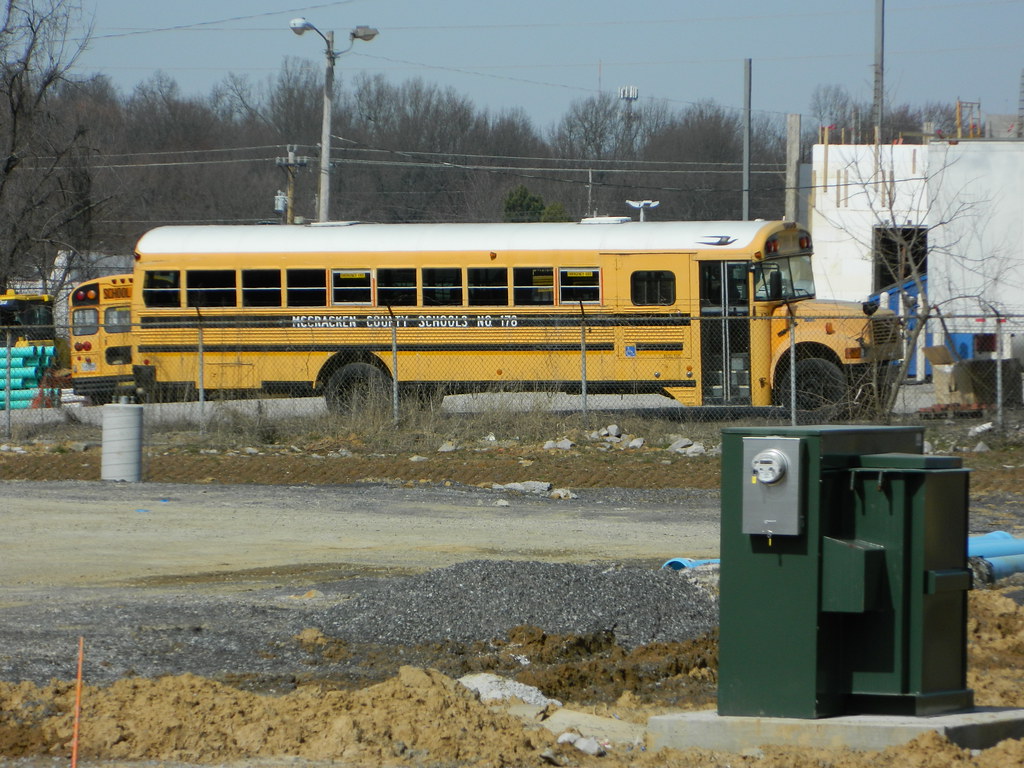 McCracken County Schools 178 Bus lot Paducah, KY Flickr