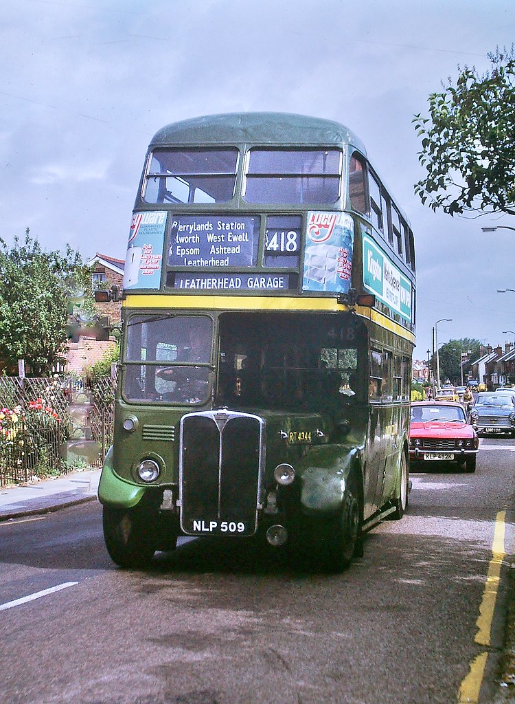 RT4344 NLP509 Hook Road Epsom 29673 Returning after … Flickr