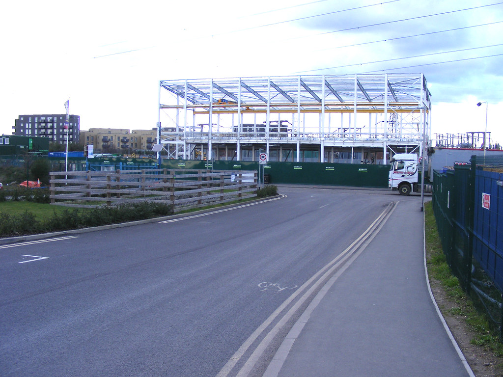 New building, Renwick Road, Barking New building, Renwick … Flickr