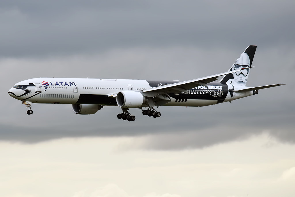 LATAM Airlines (Star WarsGalaxy's Edge Livery), PTMUA, B… Flickr