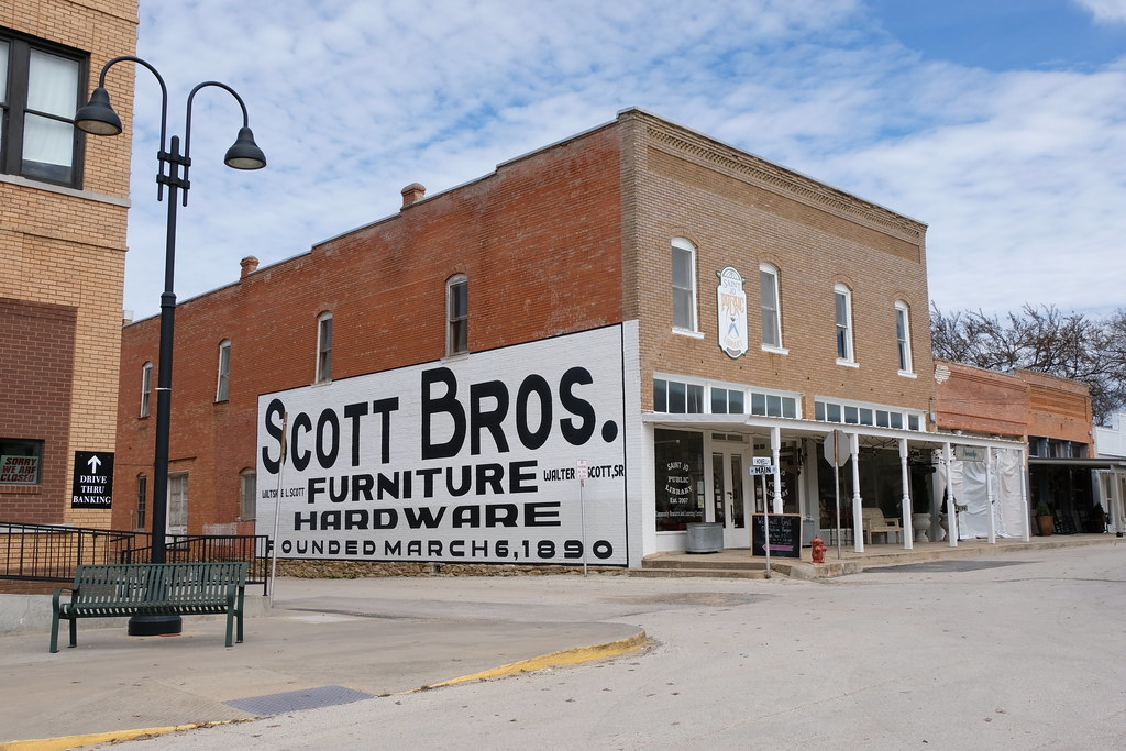 St Jo, Texas 04 02.22.20 Gene Ellison Flickr