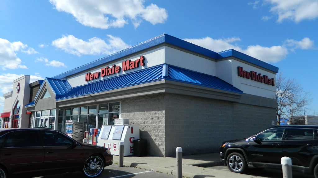 New Dixie Mart a photo on Flickriver