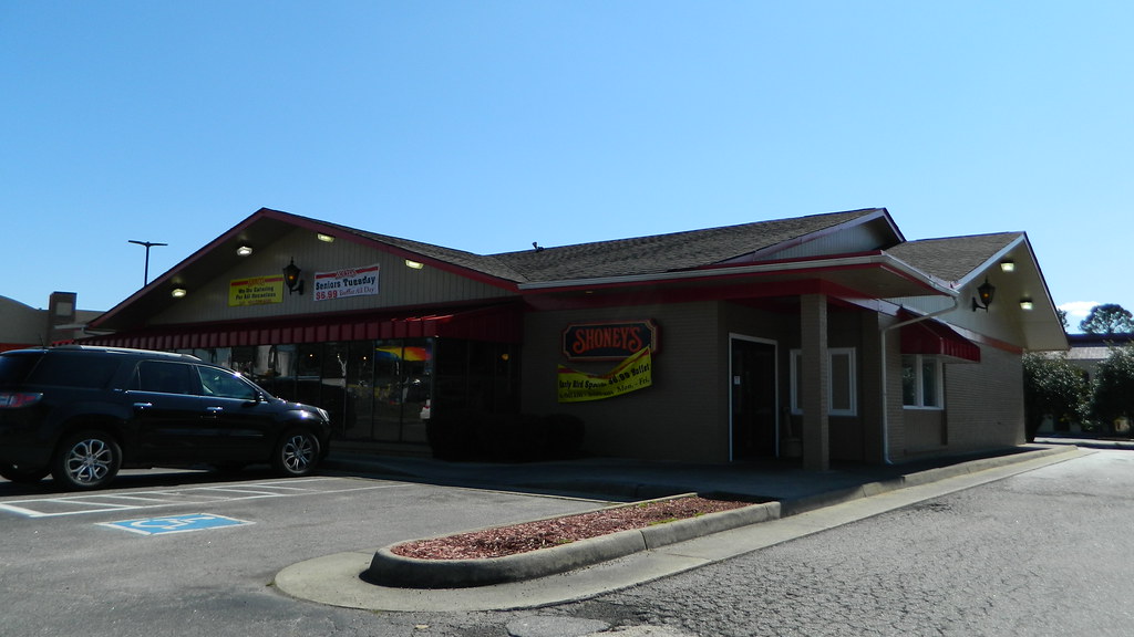 Shoney's Shoney's 1201 West Atlantic Street, Emporia, VA T… Flickr