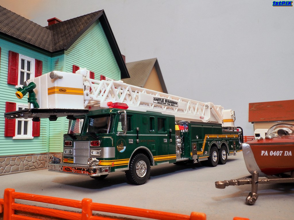 CSVFD Pierce Platform Ladder Green Giant a photo on Flickriver